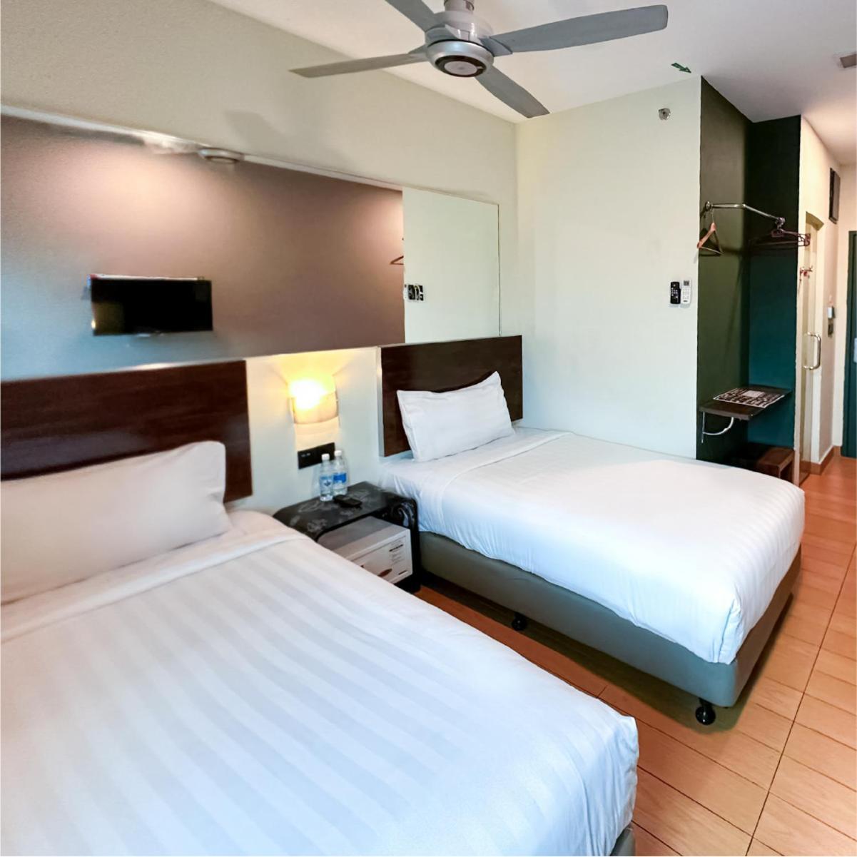 Tune Hotel - Kota Bharu City Centre Eksteriør billede